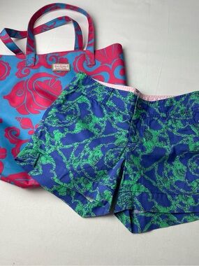 Palm Beach Preppy Lilly Pulitzer Shorts Blue Green Elephant Print 2 and LP Tote